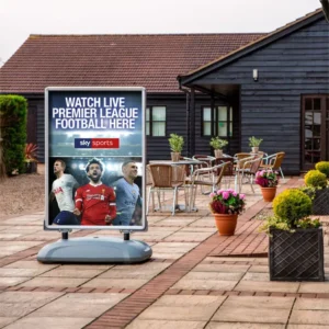 Pavement & Forecourt Displays