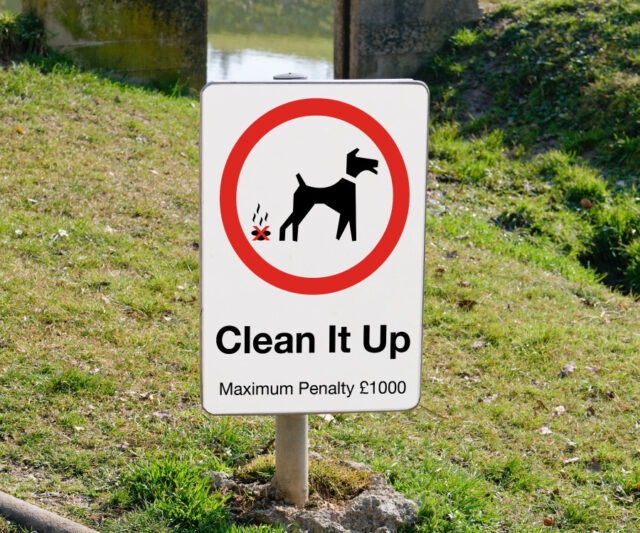 ps271 ps272 clean it up penalty wall post sign 200x300